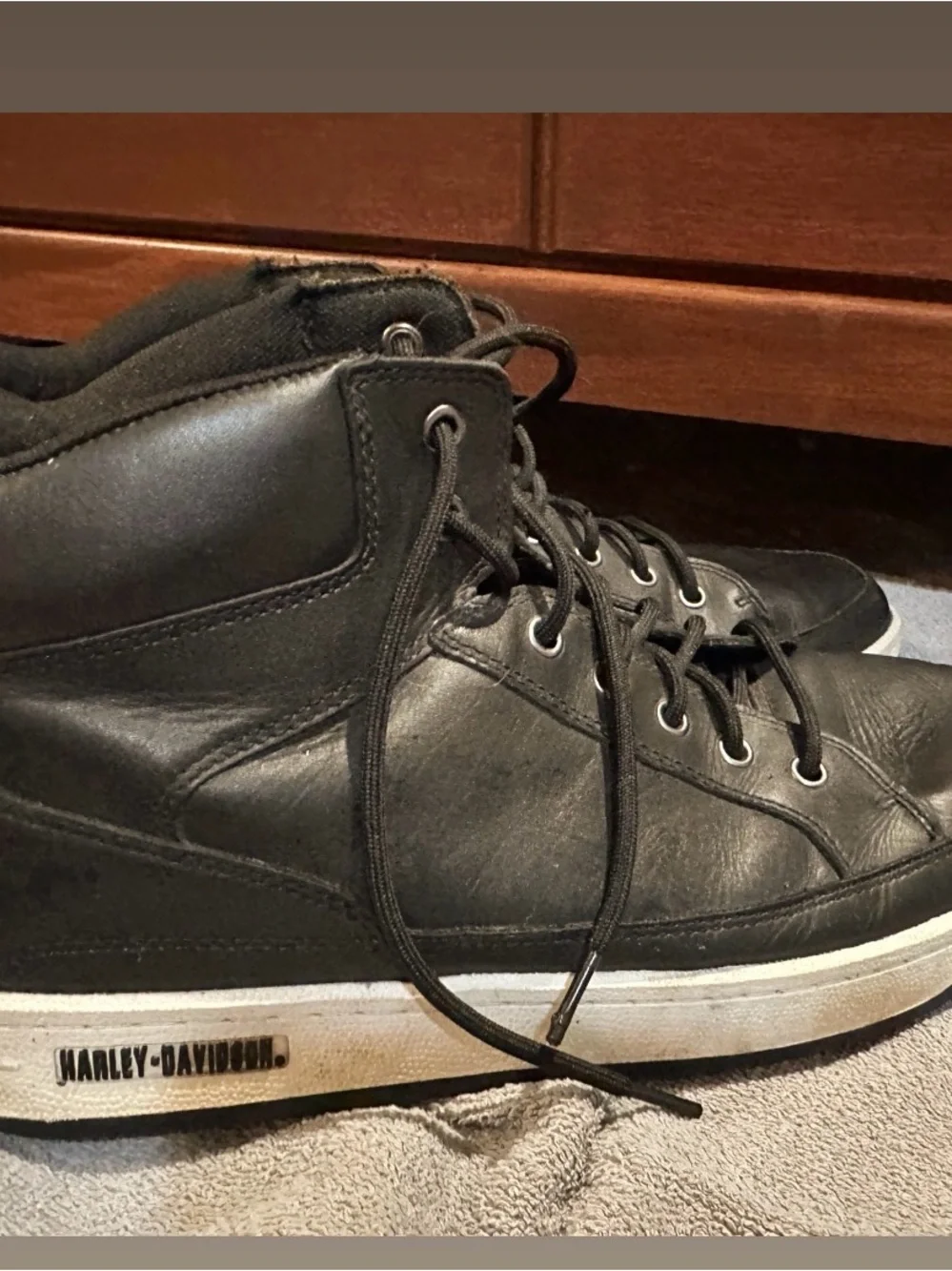 Harley-Davidson Black High-Top Leather Boots with White Sole